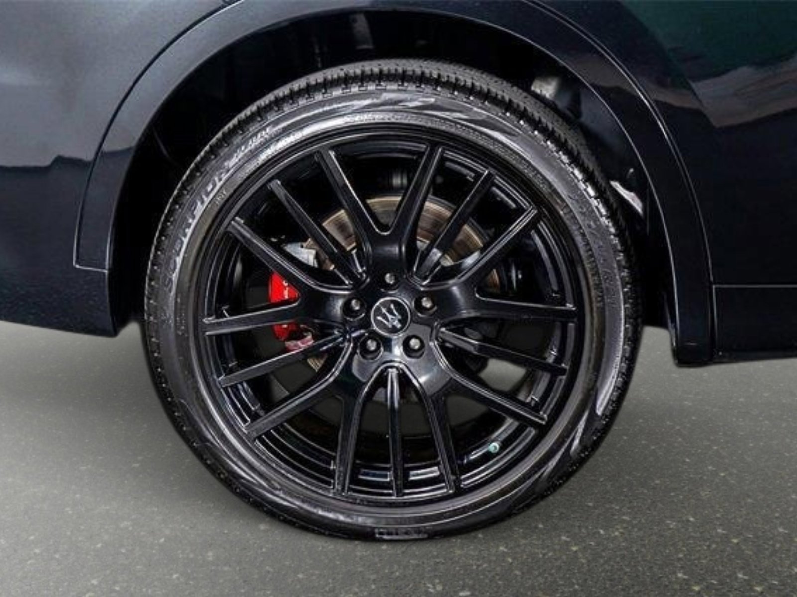 Used 2024 Maserati Levante Modena Ultima AWD/4WD image 9