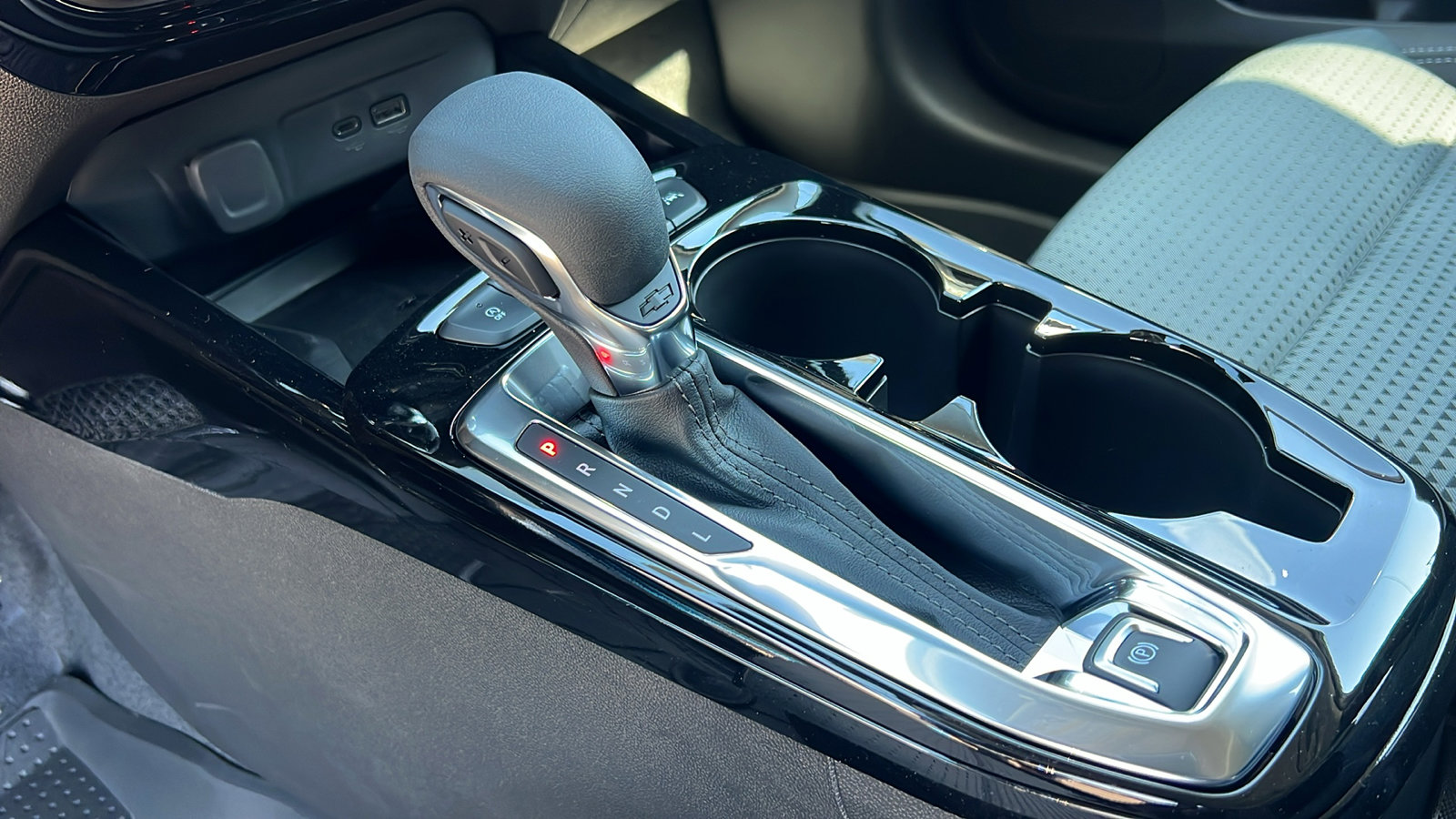 New 2026 Chevrolet Trax LT w/ Sunroof Package image 20