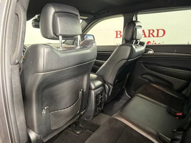 Used 2018 Jeep Grand Cherokee Altitude AWD/4WD image 14