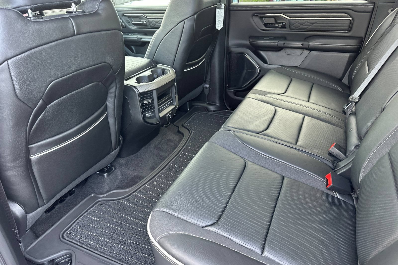 New 2026 RAM 1500 Limited AWD/4WD image 12