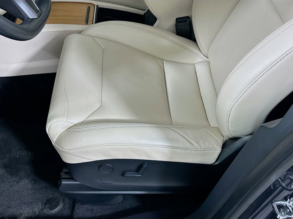 Used 2019 Tesla Model X Long Range image 20