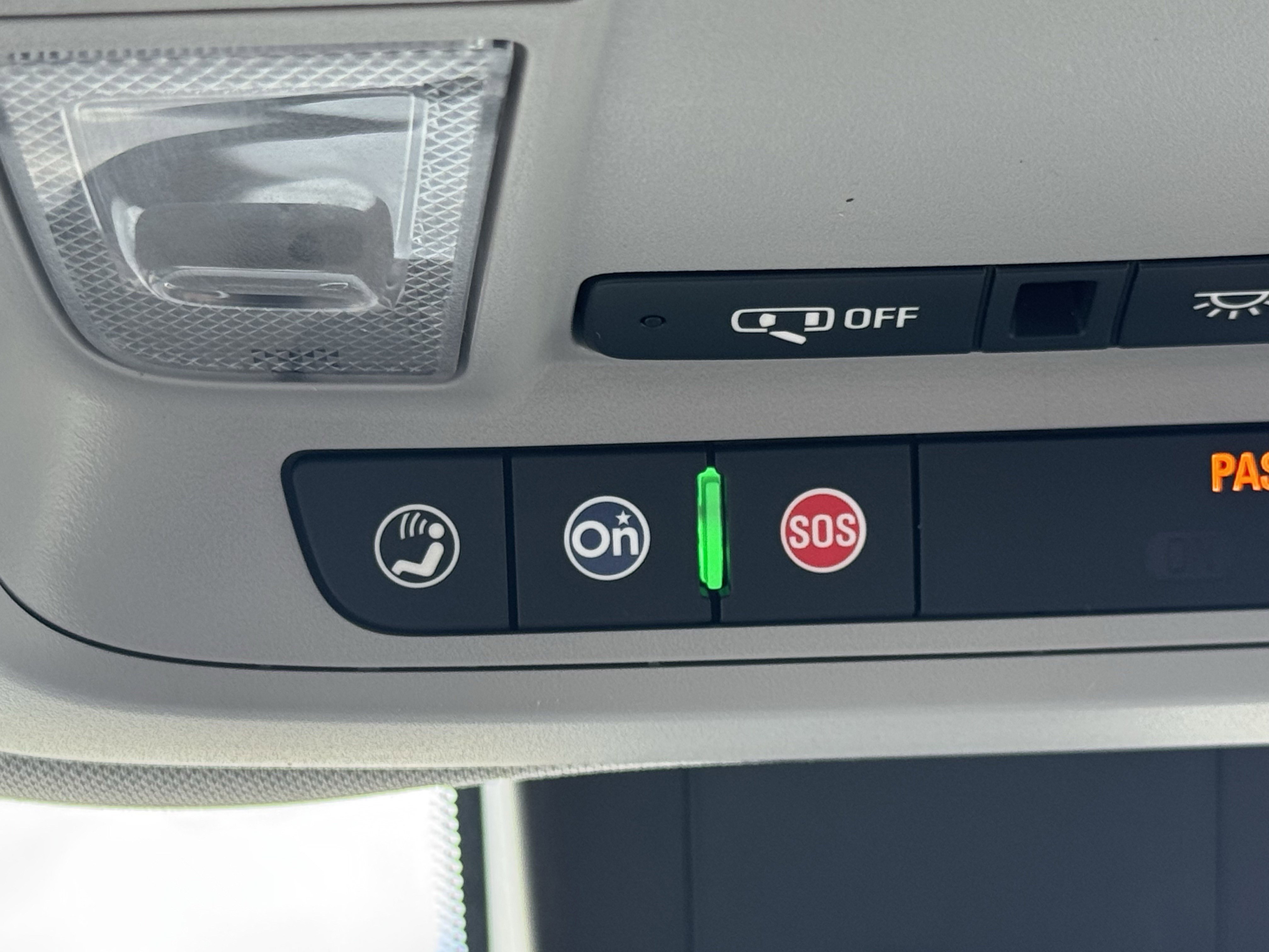 Used 2020 Chevrolet Equinox LT image 4