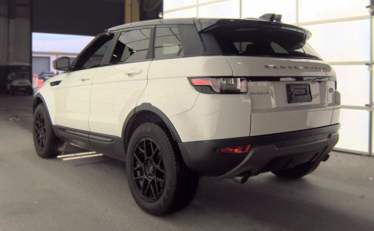 Used 2017 Land Rover Range Rover Evoque SE Premium AWD/4WD image 6