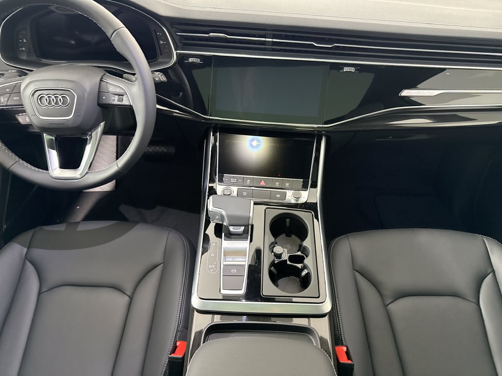 New 2026 Audi Q7 2.0T Premium AWD/4WD image 15