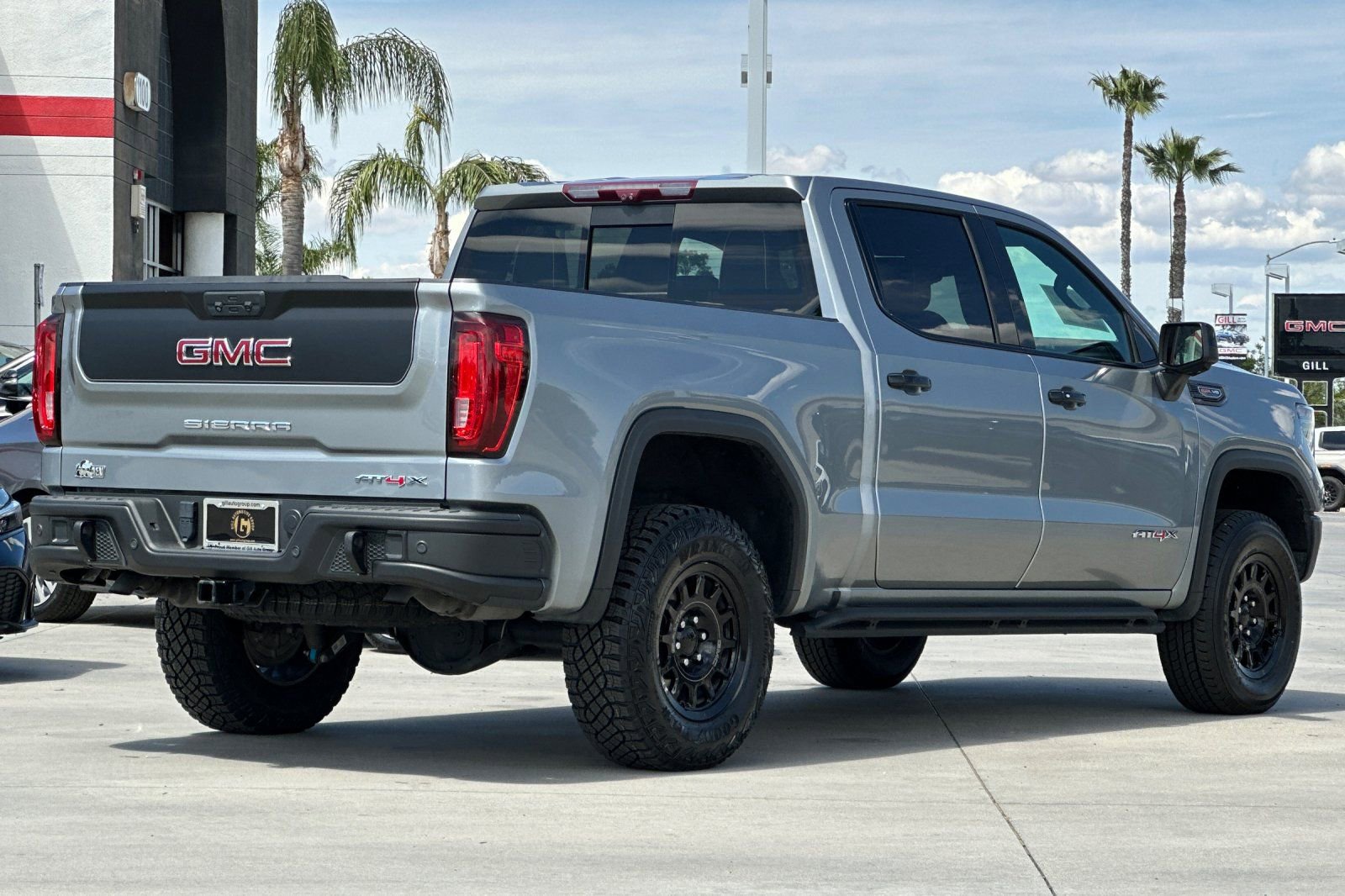 Used 2023 GMC Sierra 1500 AT4X w/ AT4X AEV Edition AWD/4WD image 6