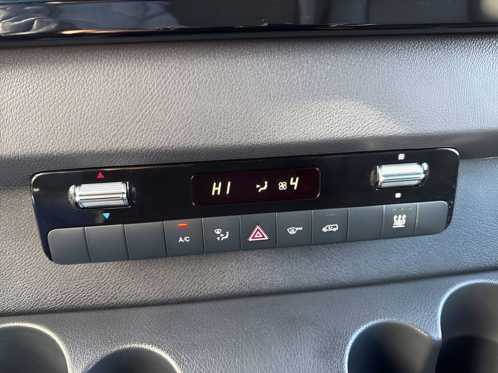 Used 2024 Mercedes-Benz eSprinter 170 Cargo image 14