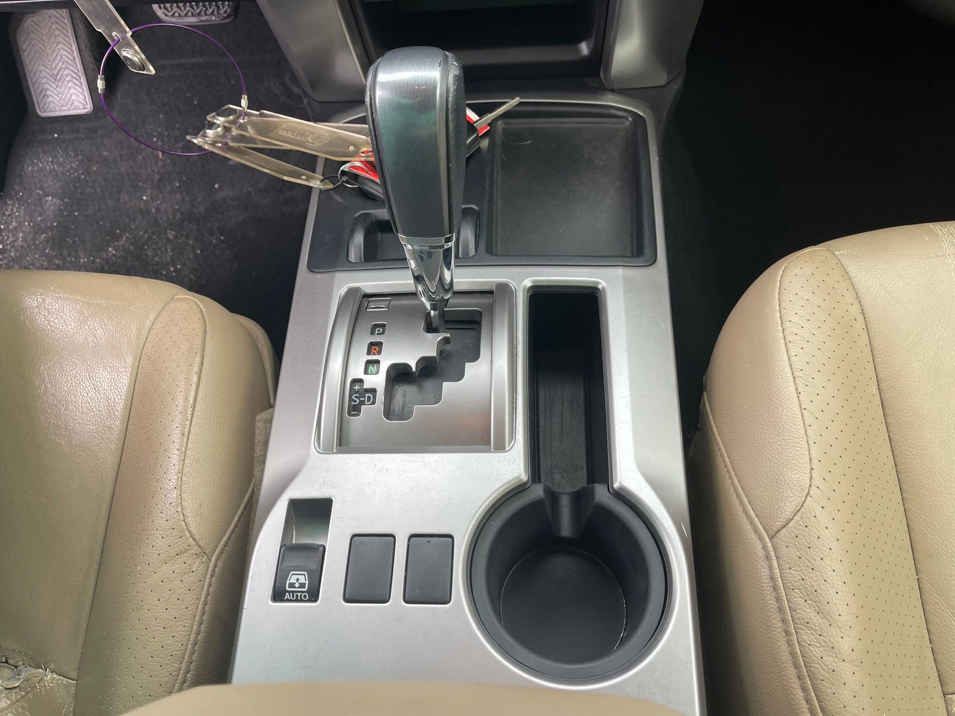 Used 2014 Toyota 4Runner SR5 image 20