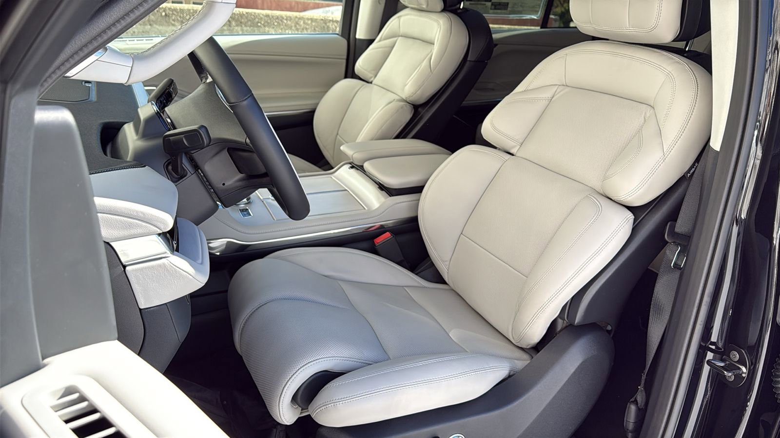 New 2025 Lincoln Navigator L Reserve image 20