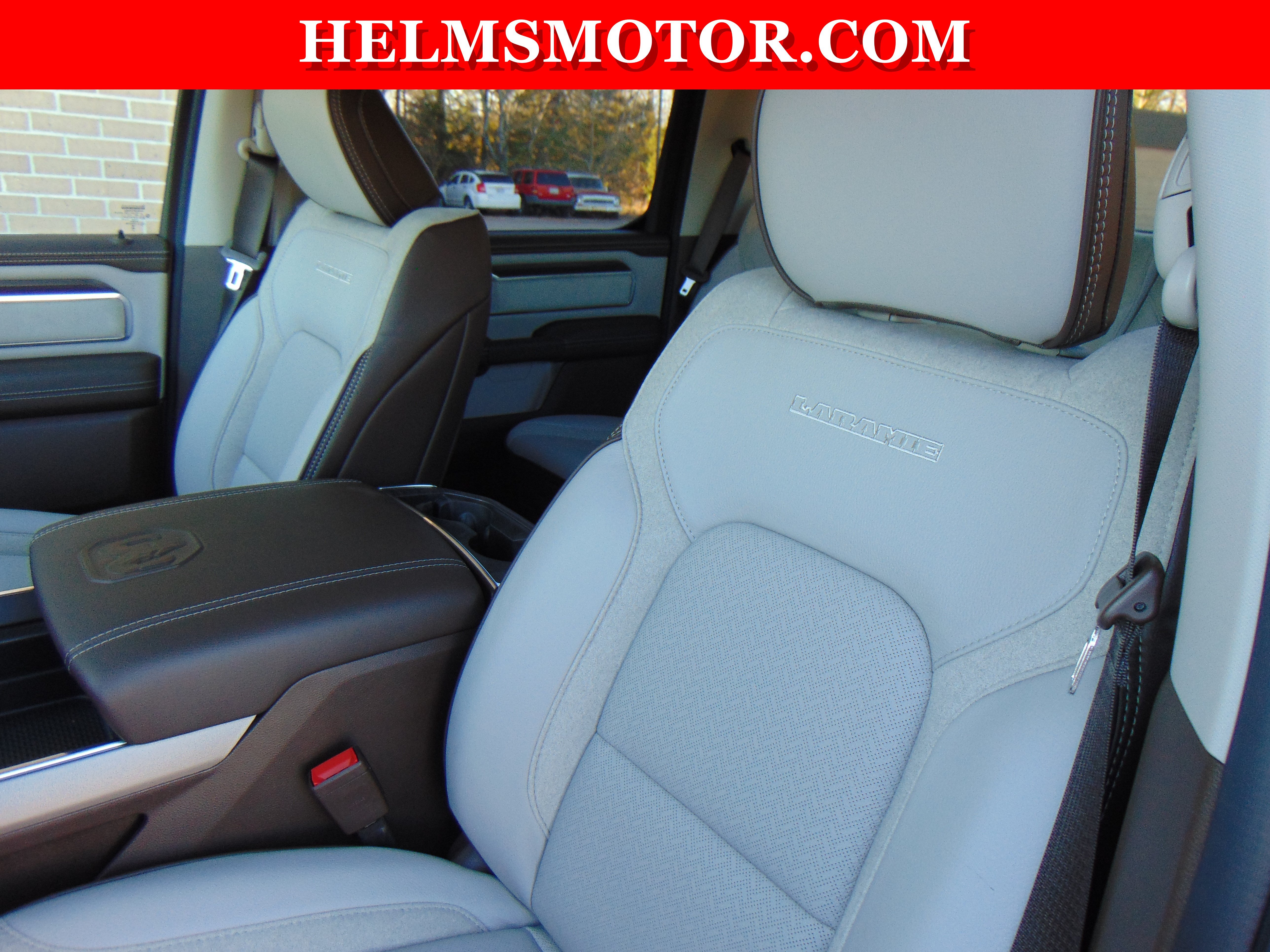 New 2026 RAM 1500 Laramie AWD/4WD image 36