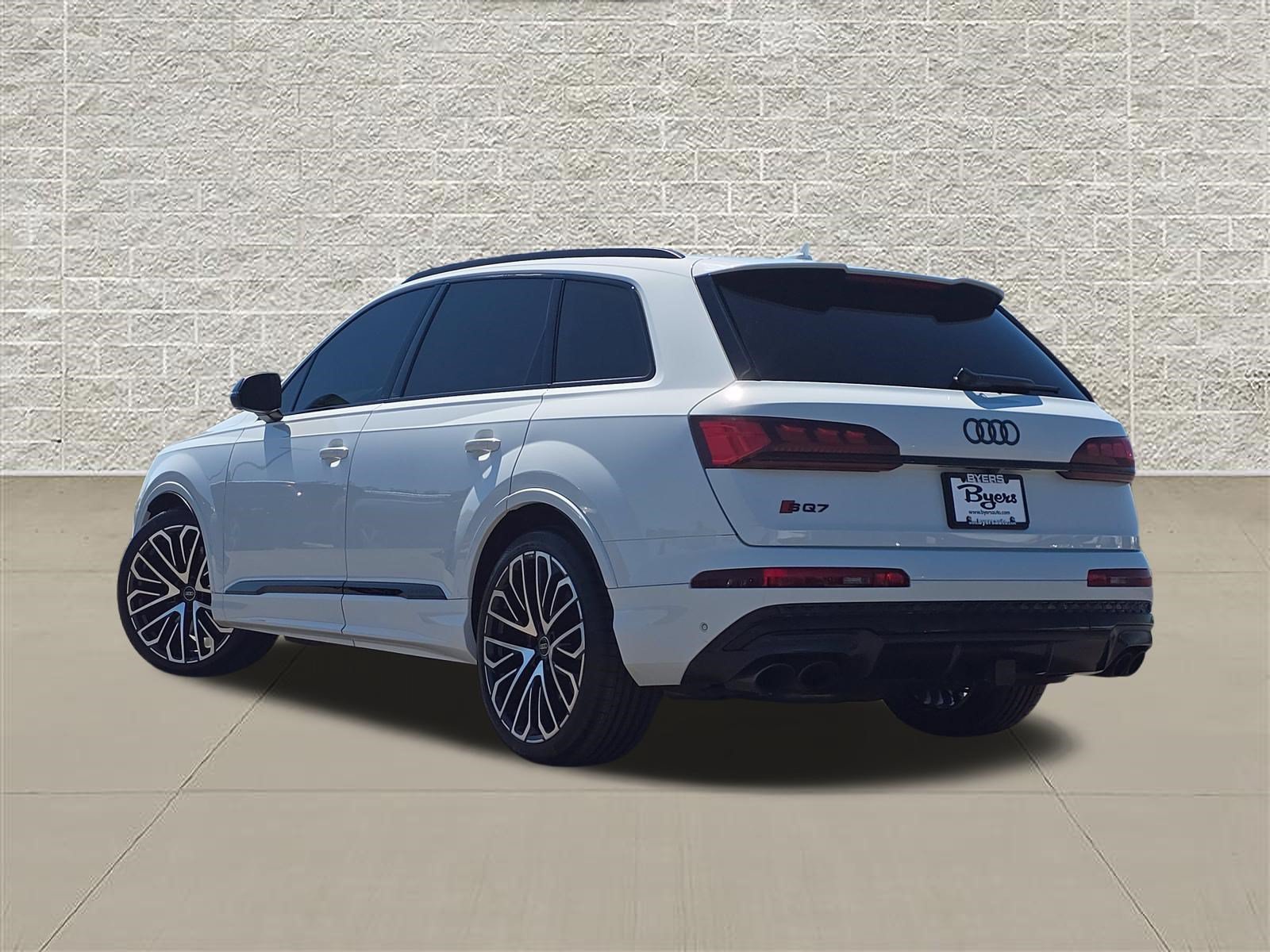 Used 2025 Audi SQ7 Prestige AWD/4WD image 5