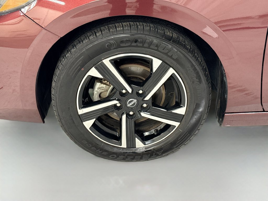 Used 2024 Nissan Sentra SV FWD image 29