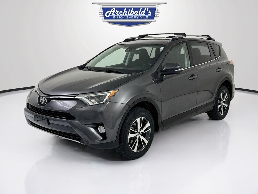 Used 2017 Toyota RAV4 XLE w/ Plus Special Value Package AWD/4WD image 3