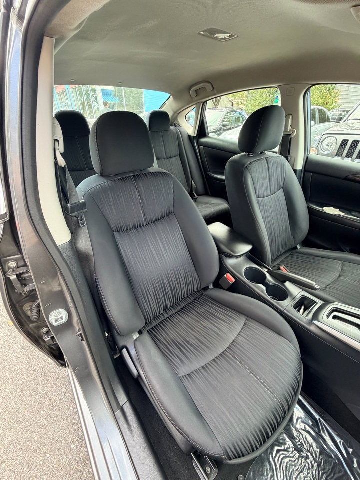 Used 2016 Nissan Sentra SV image 23