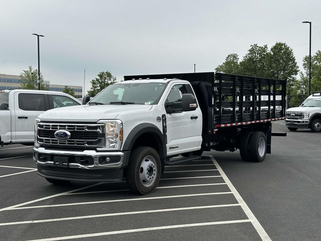 New 2025 Ford F550 2WD Regular Cab Super Duty image 5