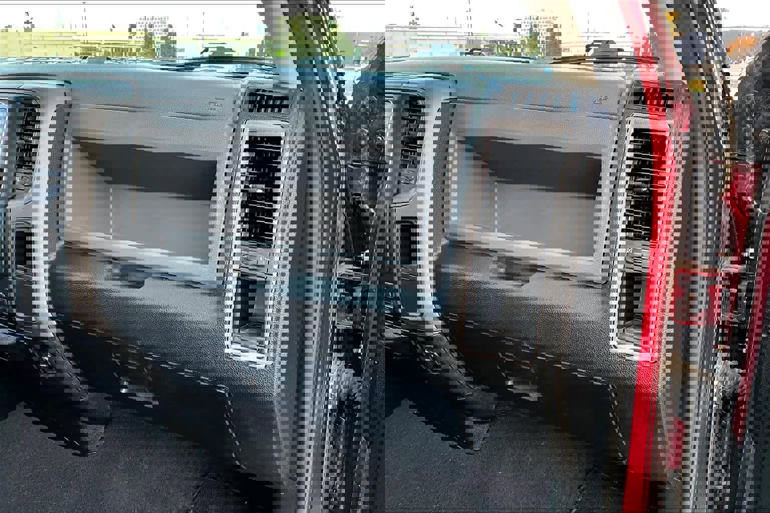 Used 2019 RAM 1500 Tradesman w/ Chrome Plus Package image 17