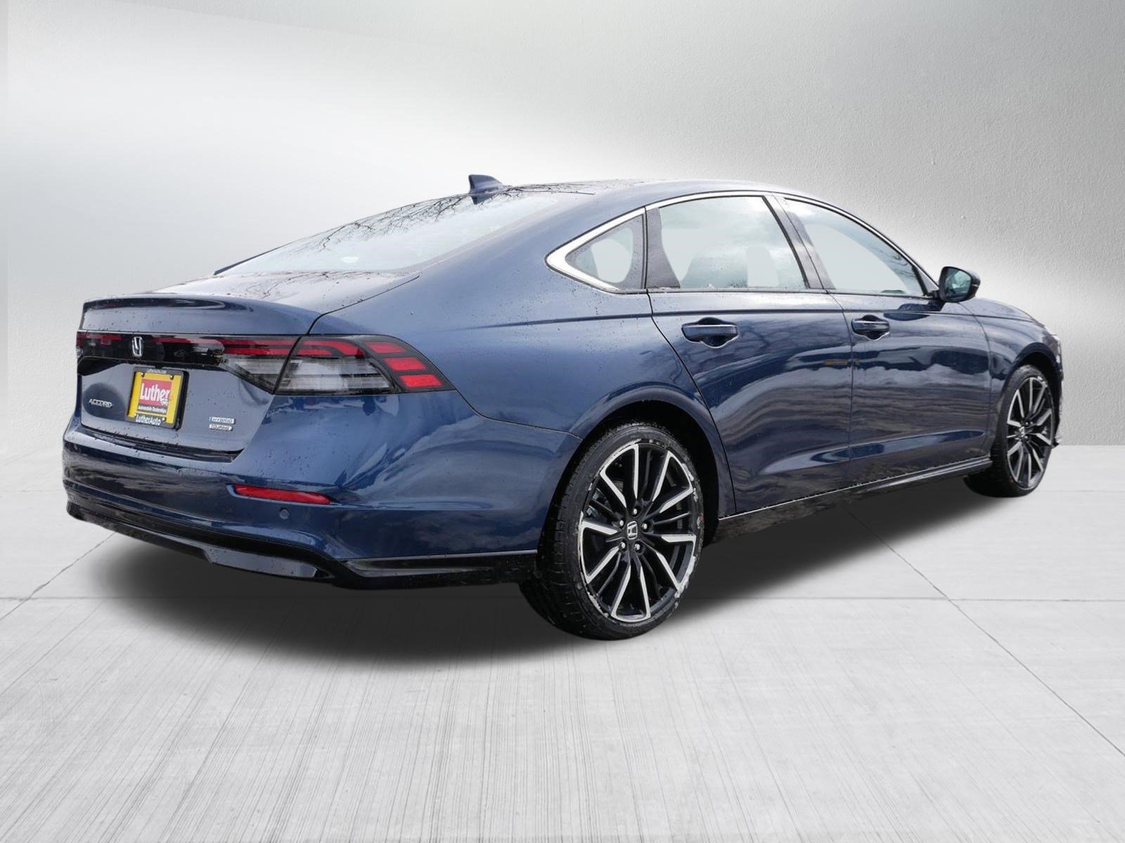 New 2026 Honda Accord Touring image 7