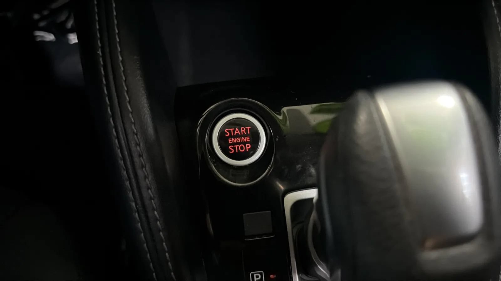 Used 2018 Nissan Kicks SV FWD image 25