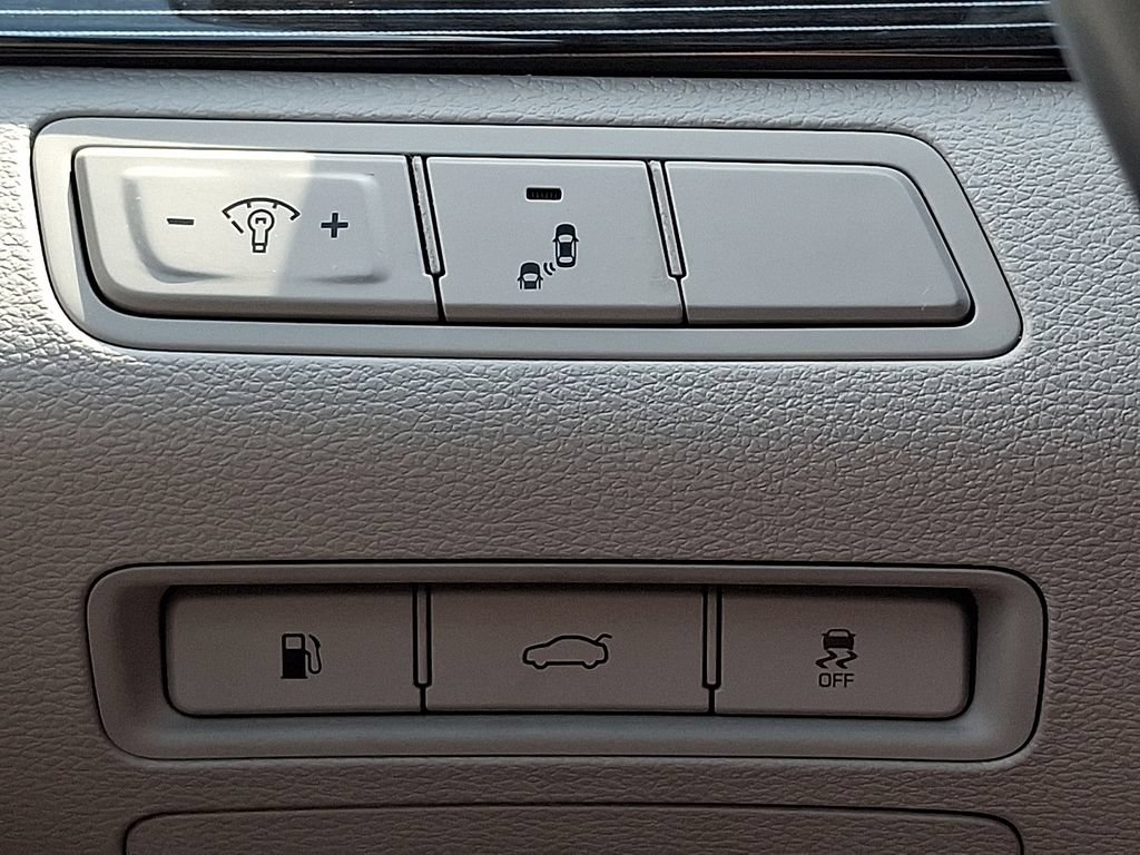 Used 2018 Hyundai Sonata Limited FWD image 23