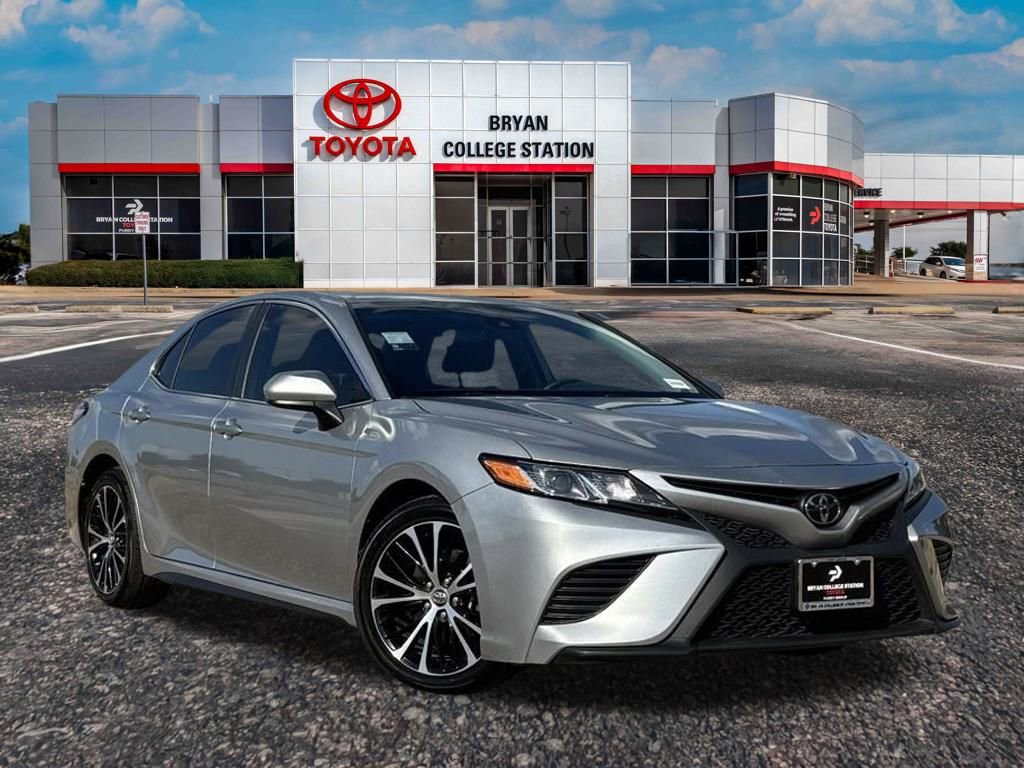 Used 2020 Toyota Camry SE