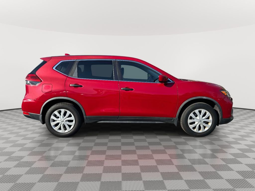 Used 2017 Nissan Rogue S FWD image 8