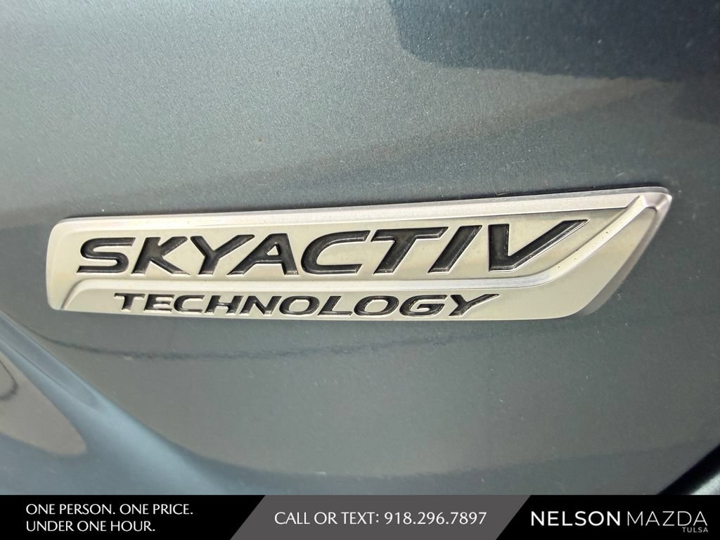 Used 2014 MAZDA MAZDA3 i Touring FWD image 16