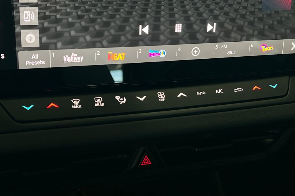 New 2026 Dodge Charger R/T AWD/4WD image 19