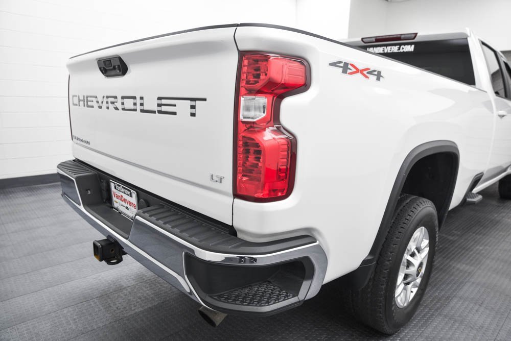 Used 2024 Chevrolet Silverado 2500 LT w/ Convenience Package image 9