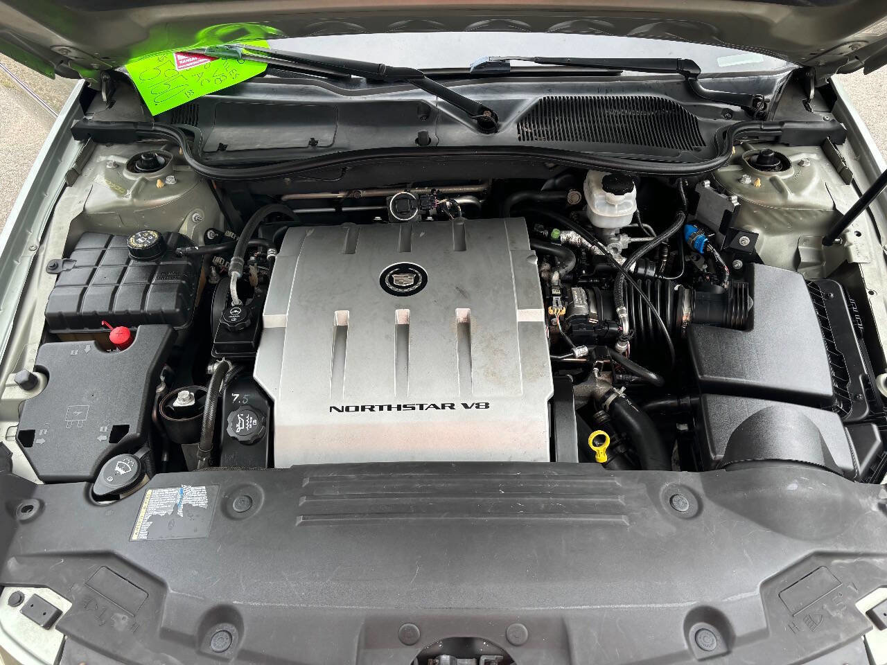 Used 2006 Cadillac DTS Luxury II w/ Trunk Convenience Package FWD image 18