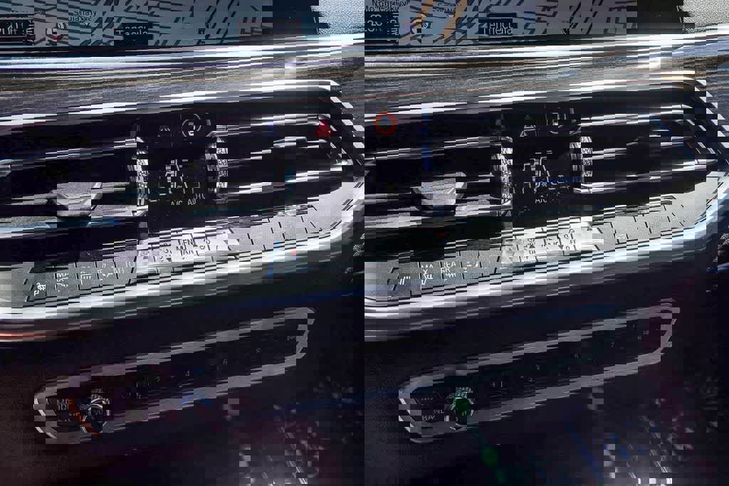 Used 2020 BMW X5 sDrive40i RWD image 19