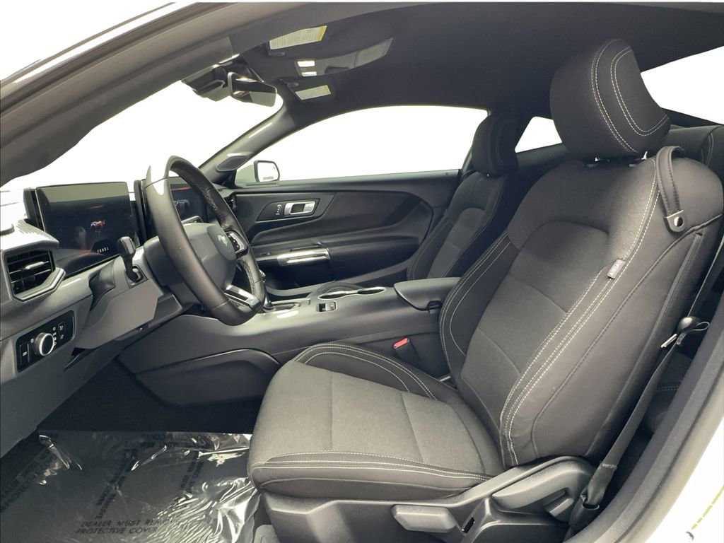 Used 2024 Ford Mustang EcoBoost image 12