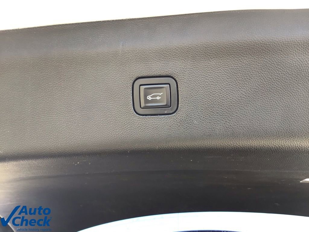 Used 2020 Buick Enclave Essence w/ Sound and Sites Package image 7