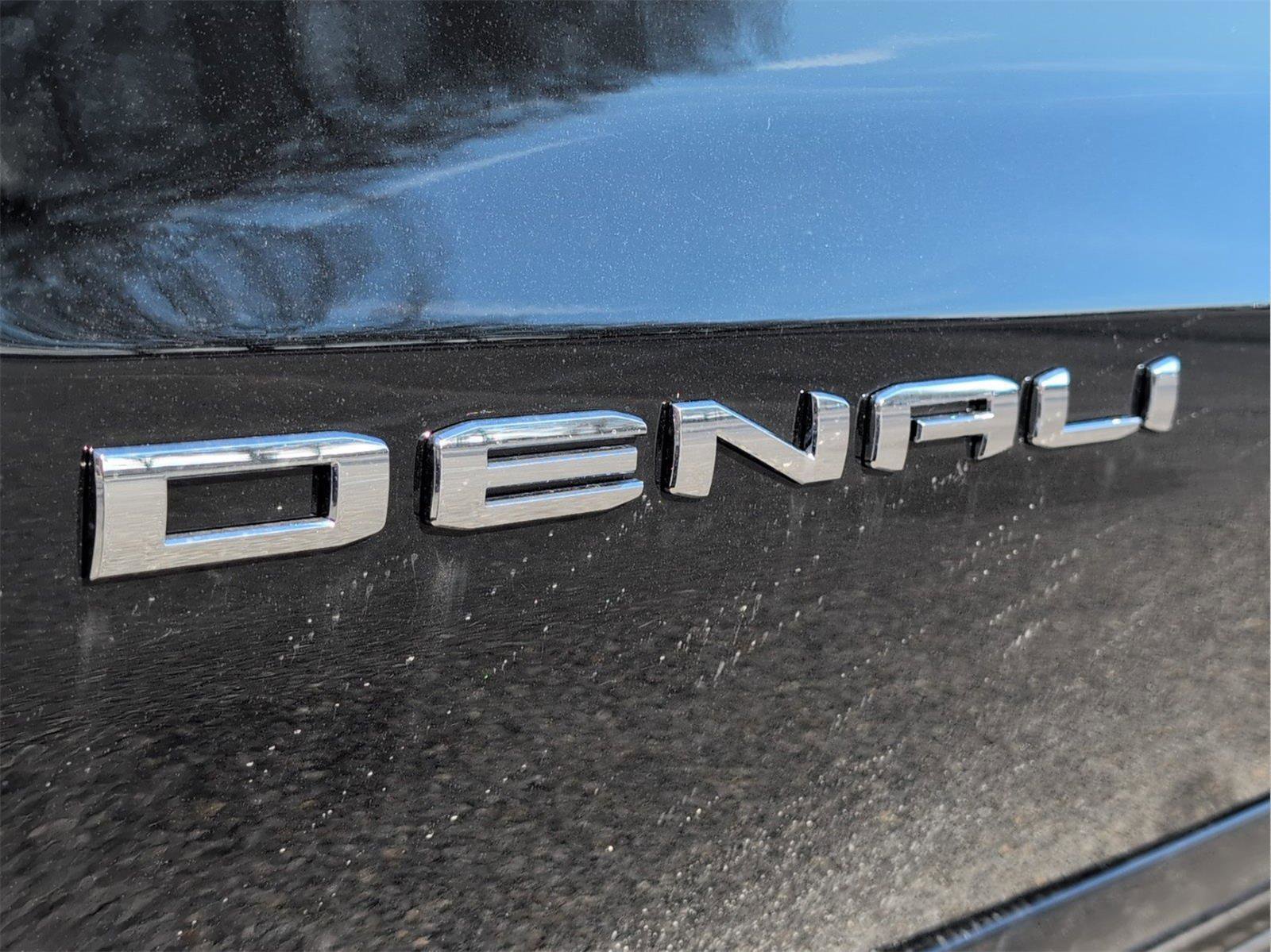 New 2026 GMC Sierra 1500 Denali image 9