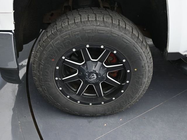 Used 2015 Chevrolet Silverado 1500 LT w/ LT Convenience Package image 25