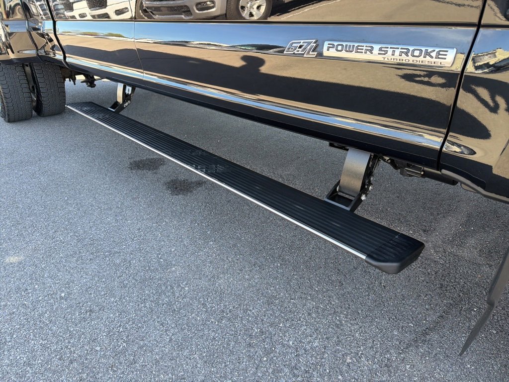 Used 2022 Ford F350 Lariat w/ Lariat Ultimate Package image 15