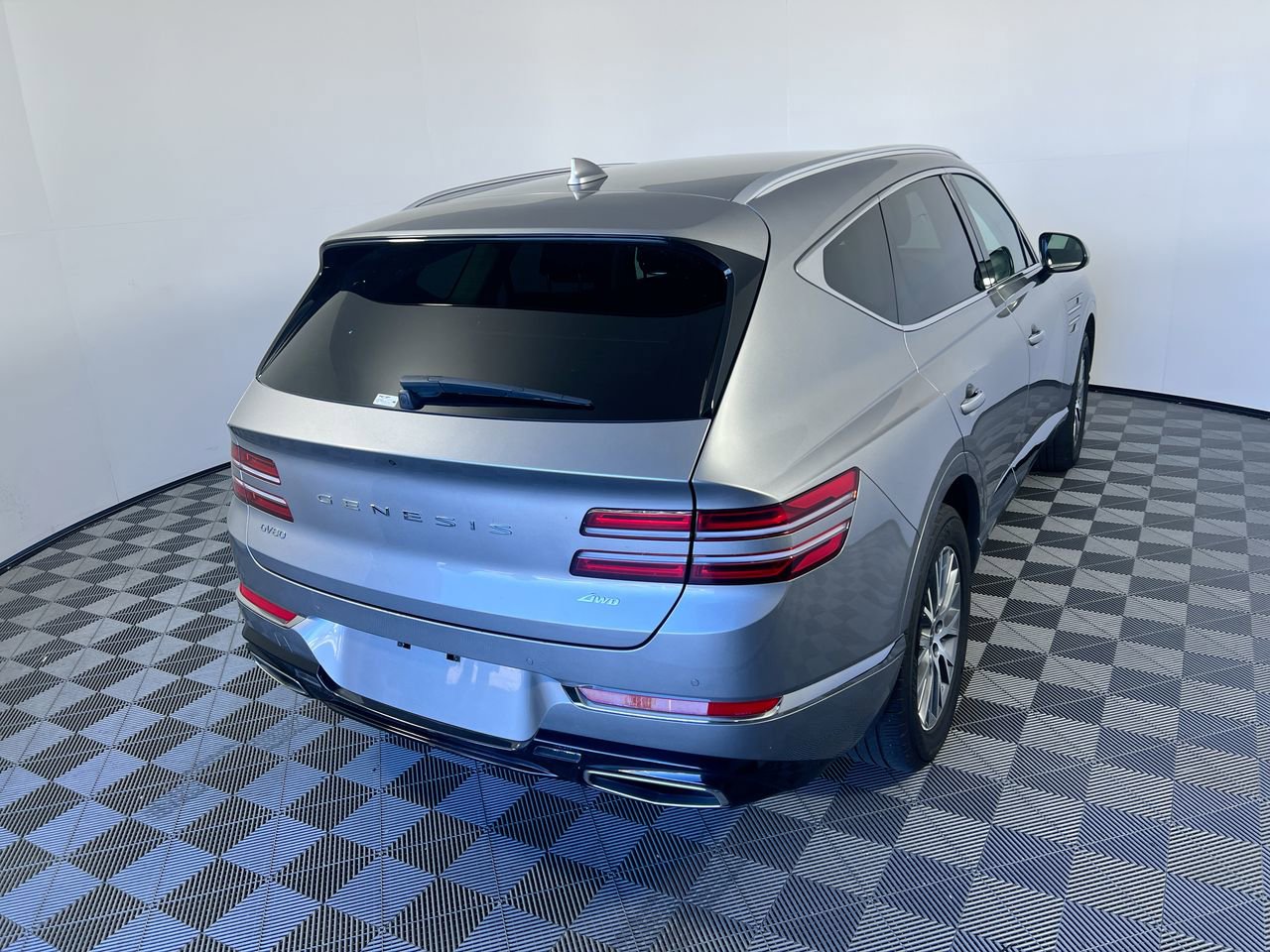 Used 2024 Genesis GV80 2.5T AWD/4WD image 3