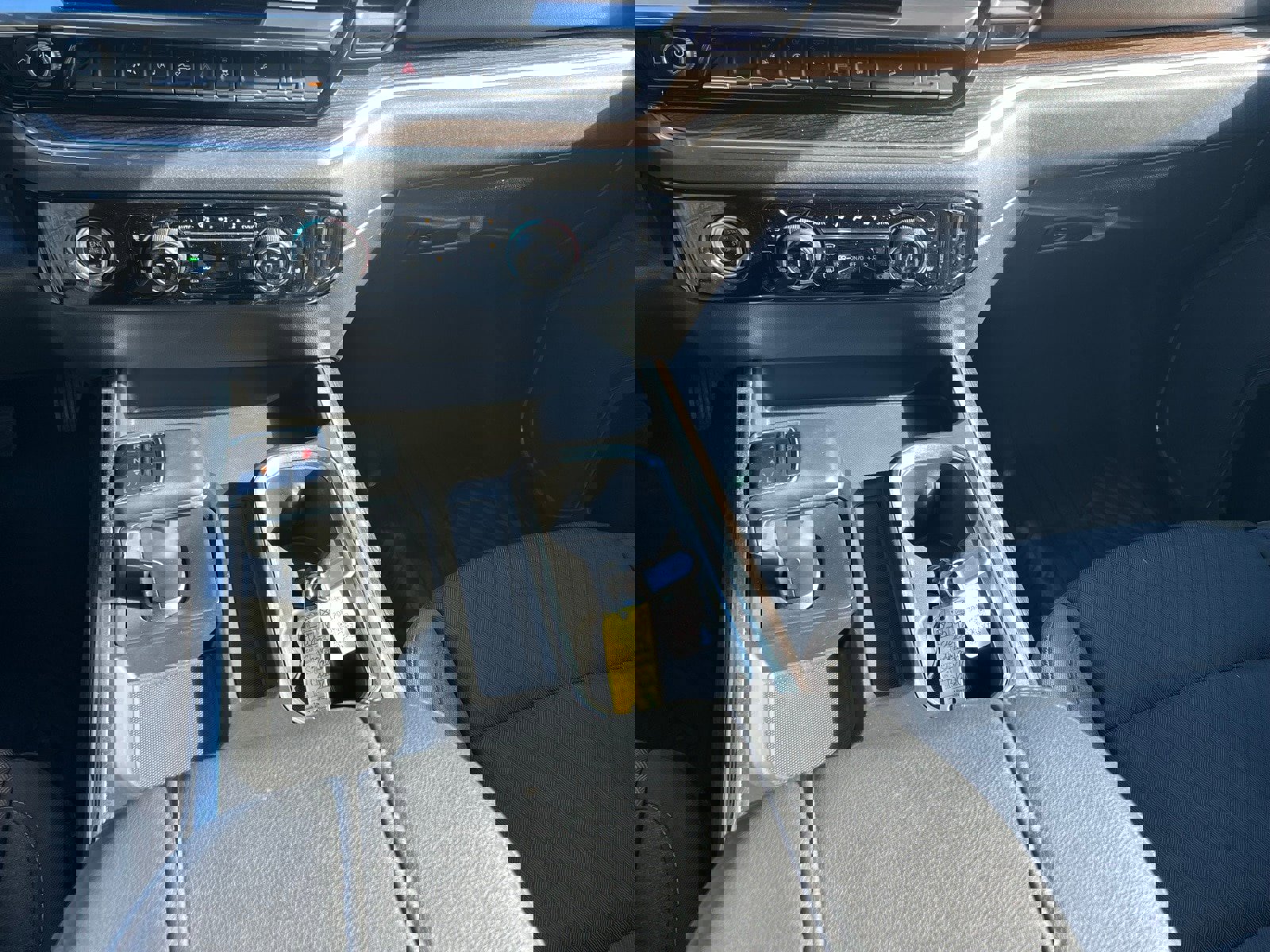 Used 2023 Chevrolet Silverado 1500 LT Trail Boss w/ Protection Package image 32