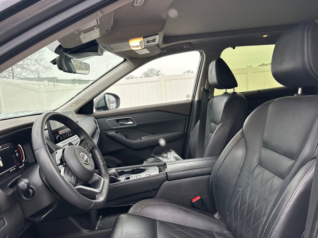 Used 2023 Nissan Rogue Platinum w/ Platinum Premium Package image 44