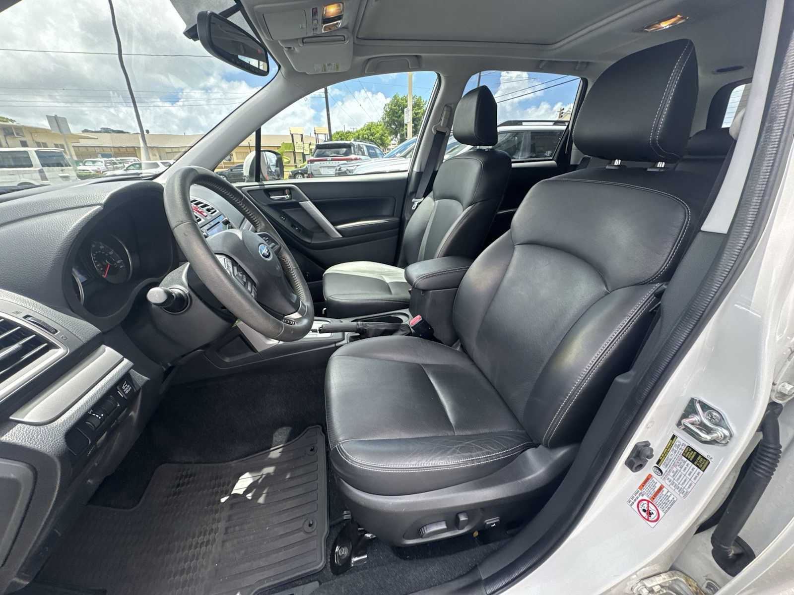 Used 2016 Subaru Forester 2.5i Limited AWD/4WD image 11