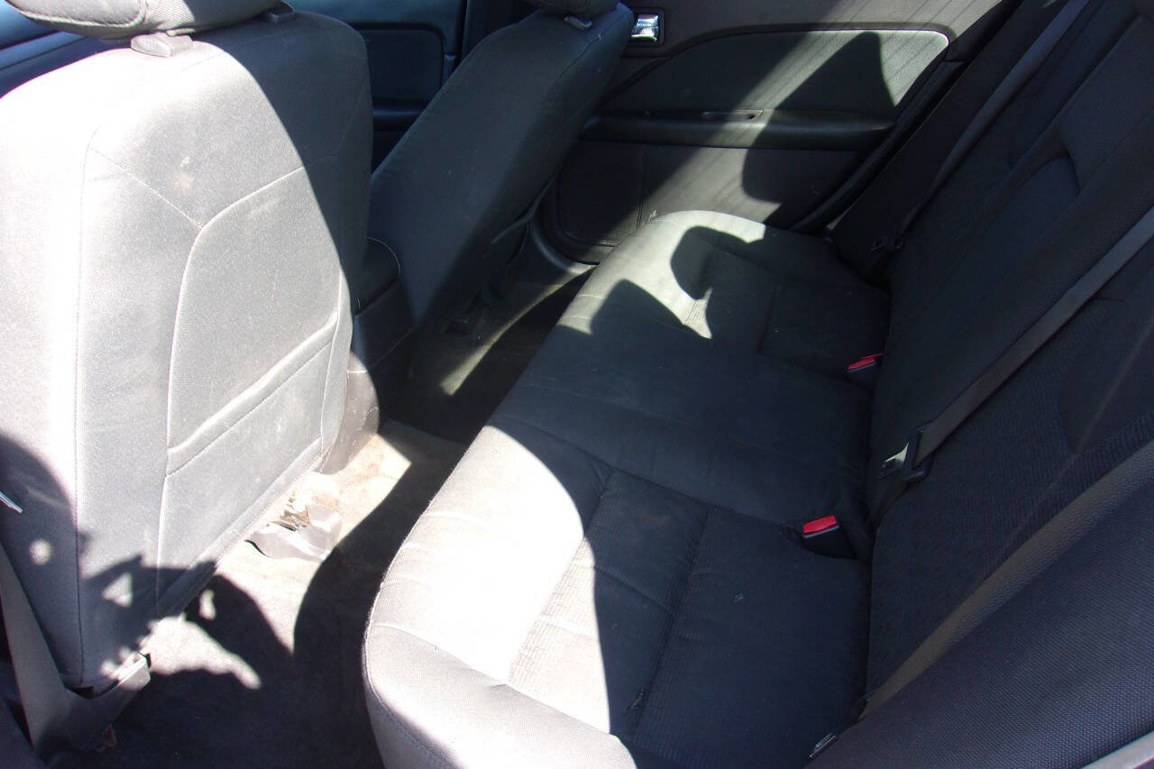 Used 2011 Ford Fusion SE w/ 202A Rapid Spec Order Code image 11