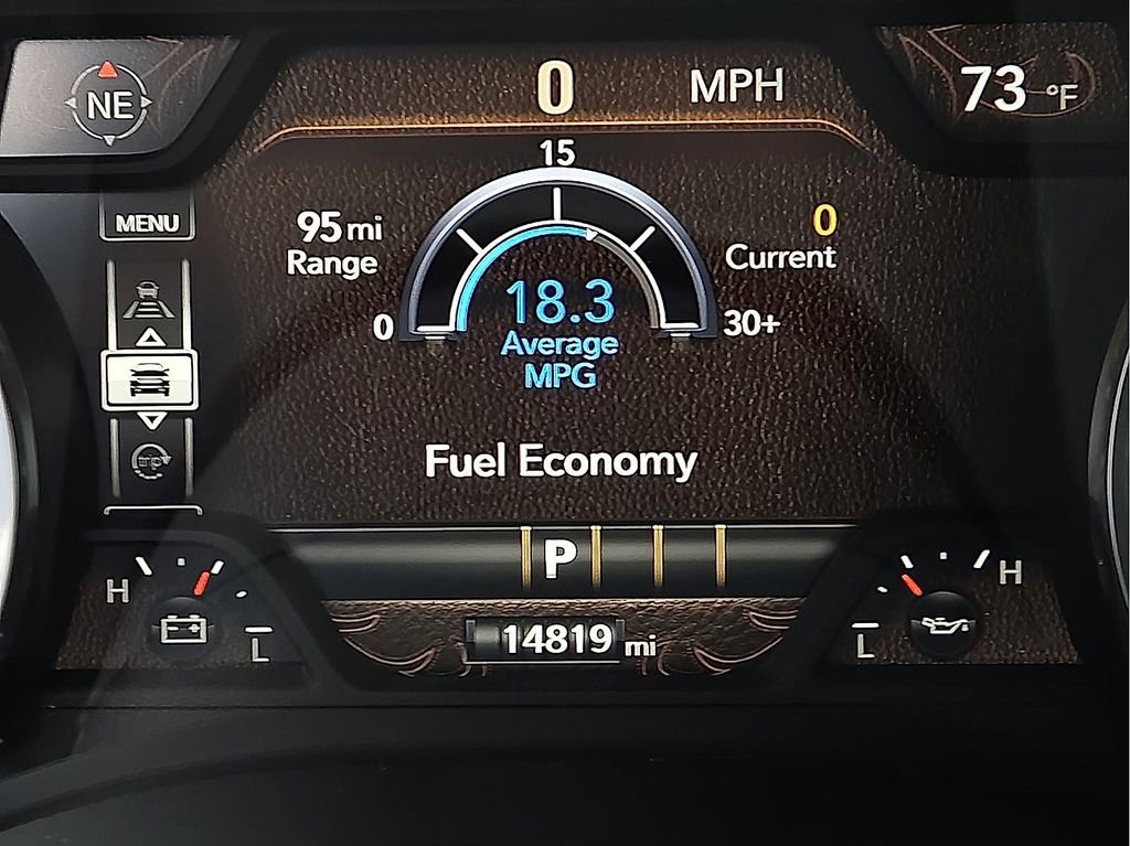 Used 2025 RAM 1500 Laramie AWD/4WD image 18