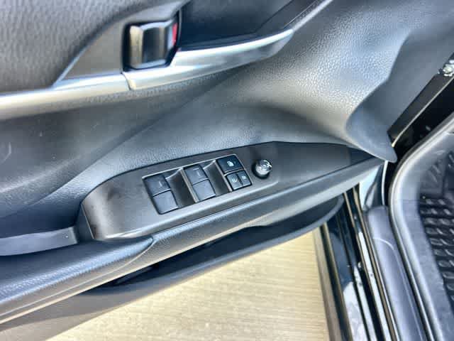 Used 2022 Toyota Camry SE AWD/4WD image 29