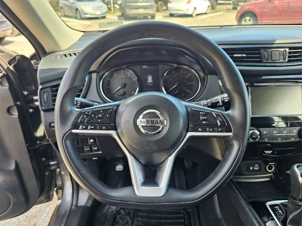 Used 2019 Nissan Rogue S FWD image 24