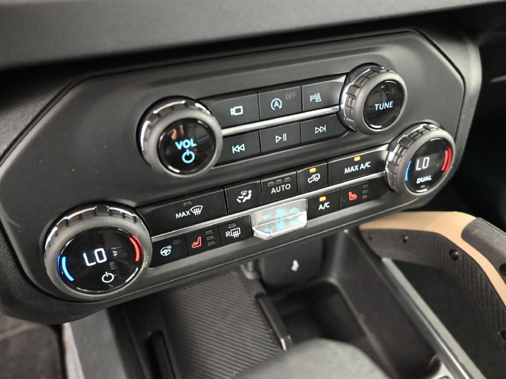 New 2026 Ford Bronco Badlands AWD/4WD image 16
