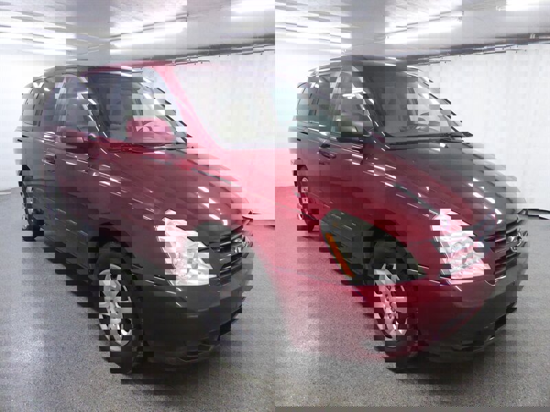 Used 2007 Kia Sedona LX image 1