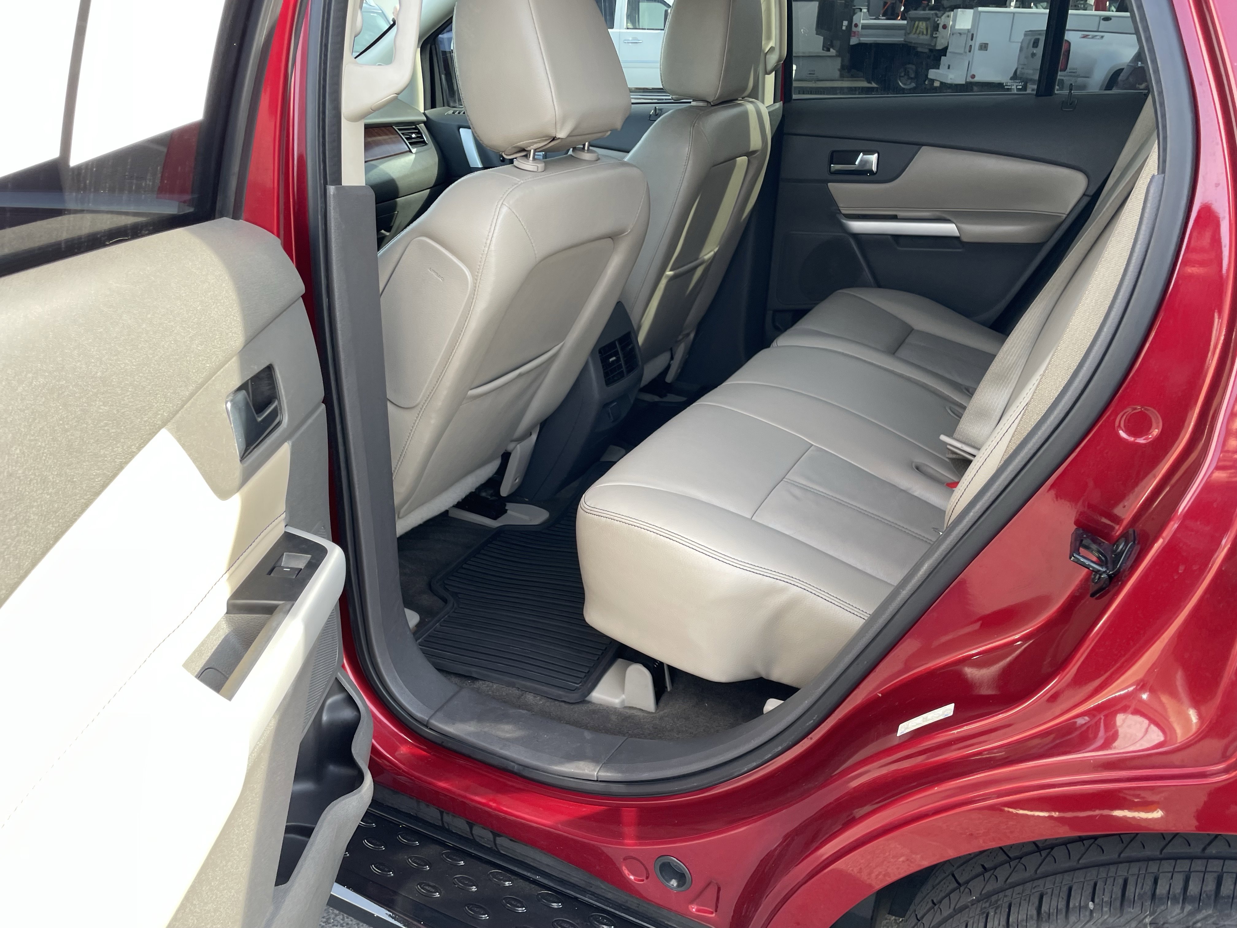 Used 2013 Ford Edge Limited AWD/4WD image 29