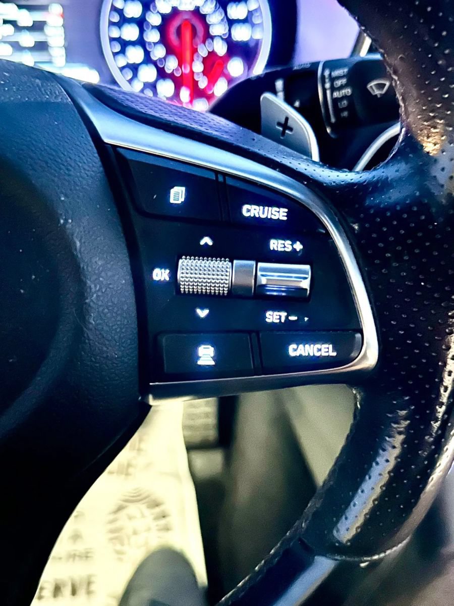 Used 2019 Genesis G70 2.0T Advanced w/ Sport Package RWD image 32