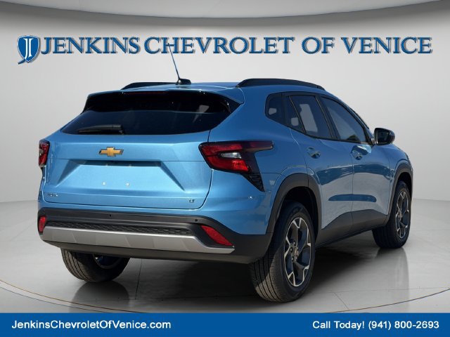 New 2026 Chevrolet Trax LT w/ Sunroof Package FWD image 23
