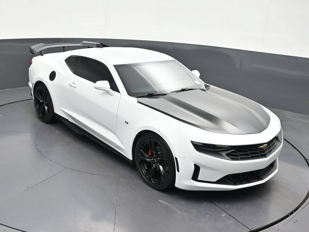 Used 2021 Chevrolet Camaro LT RWD image 22
