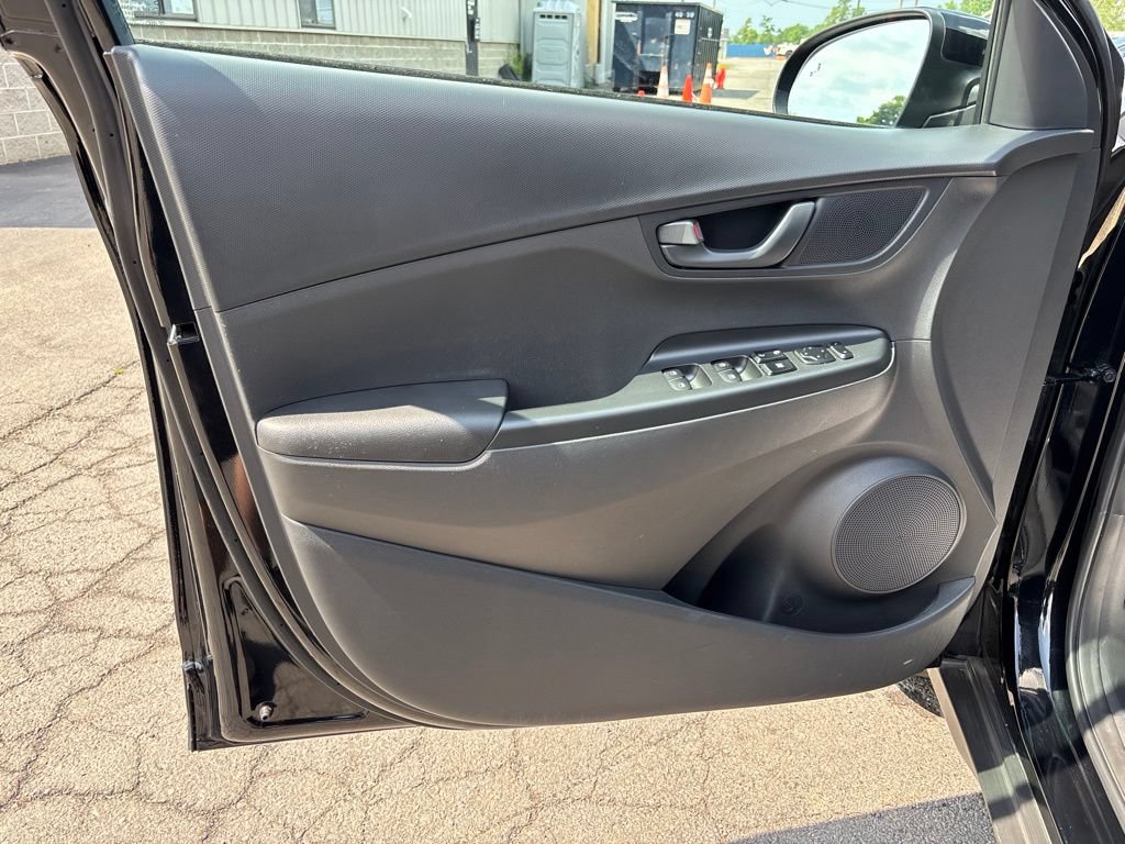 Certified 2023 Hyundai Kona SEL w/ Cargo Package AWD/4WD image 16