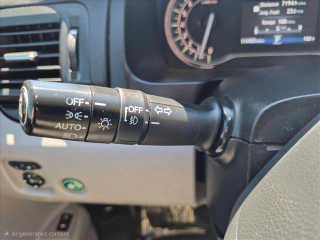 Used 2016 Honda Pilot Touring image 16